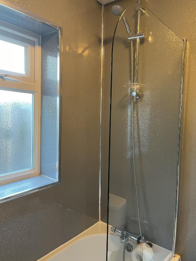 Howe - Newly Refurbished 2 Bedroom Flat Free Parking Gateshead Eksteriør billede